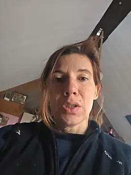 Lina lou4 online show from 11-28-25, 02:28