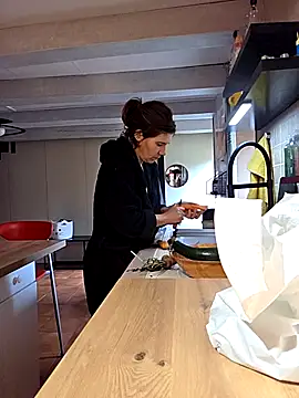 Lina lou4 online show from 09-11-25, 07:41