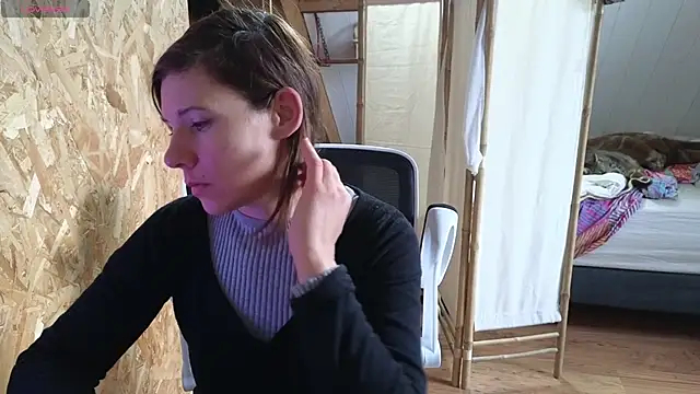 Lina lou4 online show from 03-16-25, 12:44