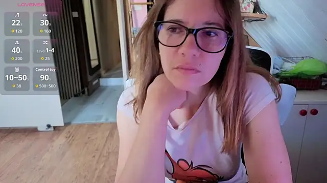 Lina lou4 online show from 05-22-26, 02:59