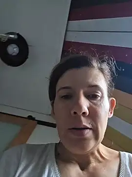 Lina lou4 online show from 05-27-26, 06:54