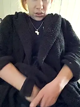 Lina lou4 online show from 03-15-25, 10:13