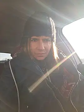 Lina lou4 online show from 01-13-26, 09:24