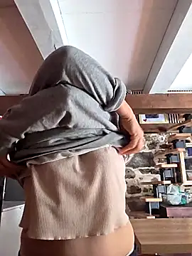 Lina lou4 online show from 10-10-25, 11:44