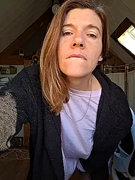 Lina lou4 online show from 10-16-25, 07:05