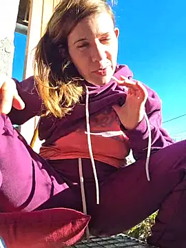 Lina lou4 online show from 12-14-25, 12:44