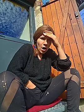 Lina lou4 online show from 11-04-25, 12:09