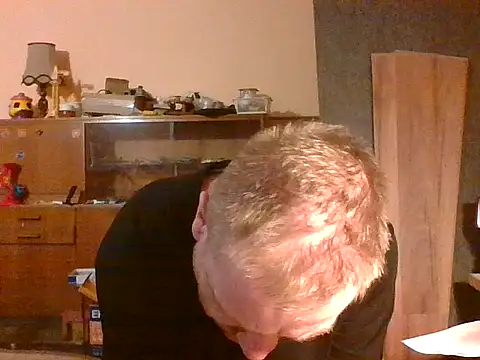 82liska online show from 02-14-26, 04:51