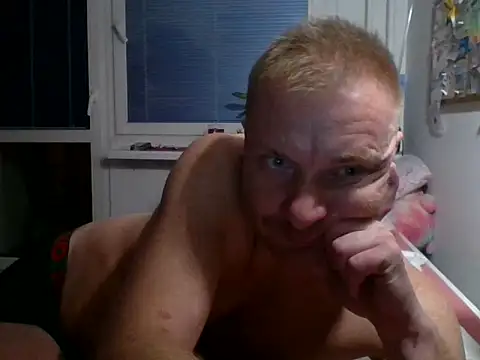 82liska online show from 10-26-25, 01:50