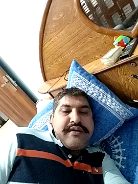 Amandev7 online show from 10-18-25, 03:08