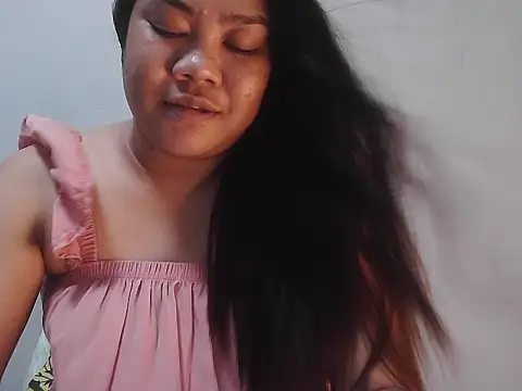 Snapshot of xxsam_69xx chatting on 10-08-25, 01:23 xxsam 69xx online show from 10-08-25, 01:23