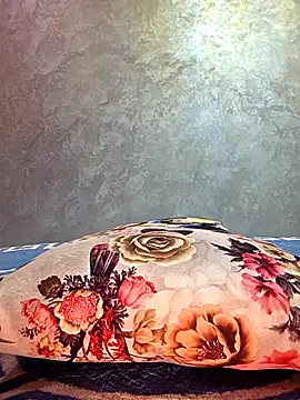 Snapshot of Charmoota_arab chatting on 09-12-25, 08:08 Charmoota arab online show from 09-12-25, 08:08