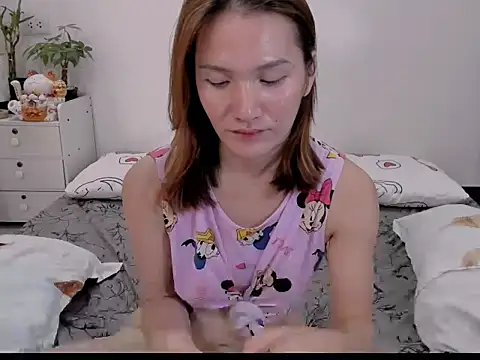 soooooANGEL online show from 05-13-26, 01:34