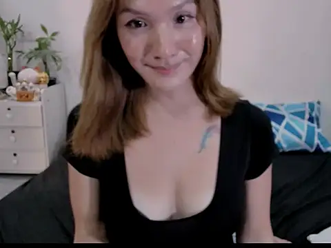 Snapshot of soooooANGEL chatting on 06-13-26, 01:25 soooooANGEL online show from 06-13-26, 01:25