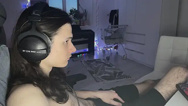 CandyChell online show from 02-22-26, 02:08