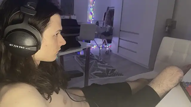 CandyChell online show from 02-05-26, 02:57