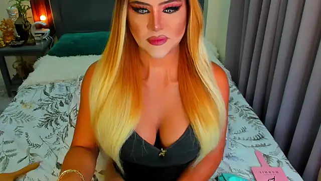 MissNaughtyTyra online show from 09-10-25, 01:37