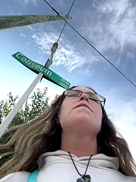 Snapshot of Dakota_02 chatting on 09-20-25, 09:31 Dakota 02 online show from 09-20-25, 09:31