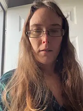 Snapshot of Dakota_02 chatting on 11-25-25, 01:44 Dakota 02 online show from 11-25-25, 01:44