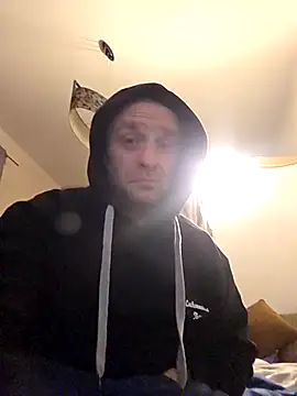 Roman0798 online show from 11-25-25, 11:05