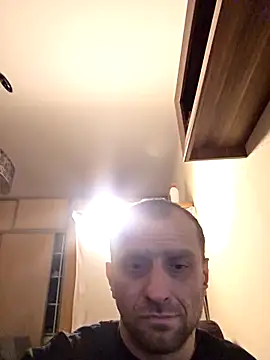 Roman0798 online show from 12-16-25, 06:39