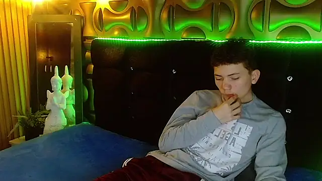 cruz dante online show from 03-18-26, 07:15