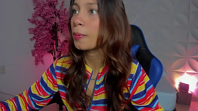 cora 22 online show from 03-26-26, 01:20