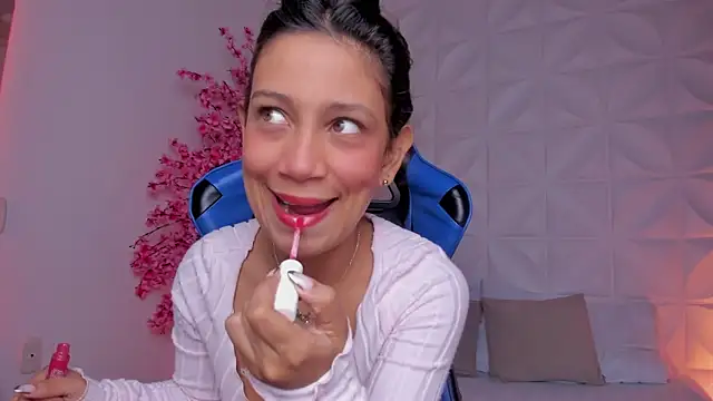 cora 22 online show from 02-07-26, 12:35