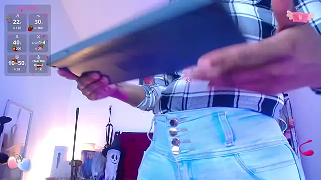 louise nails online show from 10-16-25, 06:27