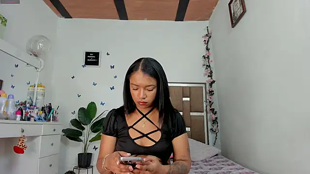 kendall-ewers online show from 05-25-26, 11:36