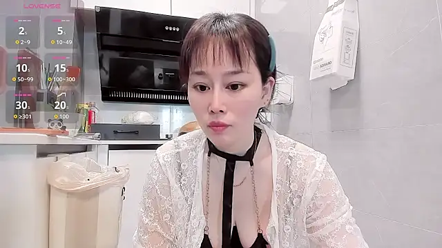 Vivian-6 online show from 04-01-26, 01:19