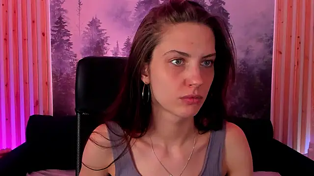 Snapshot of EmilyWilden chatting on 03-10-25, 11:23 EmilyWilden online show from 03-10-25, 11:23