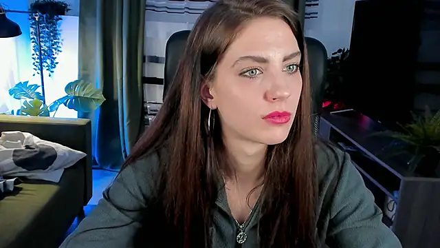 Snapshot of EmilyWilden chatting on 03-17-25, 11:53 EmilyWilden online show from 03-17-25, 11:53
