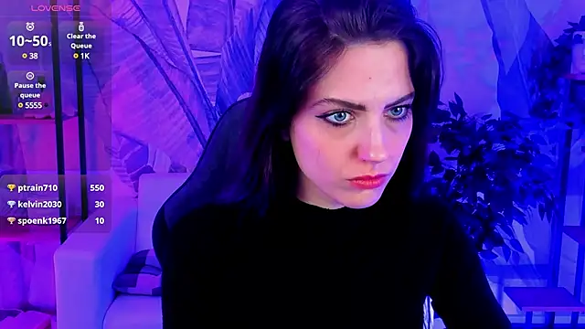 Snapshot of EmilyWilden chatting on 12-08-24, 12:30 EmilyWilden online show from 12-08-24, 12:30