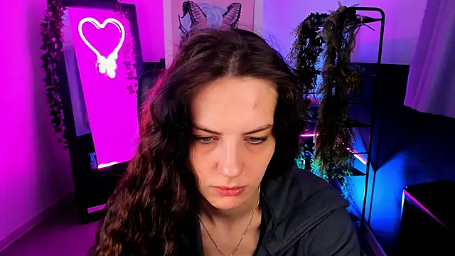 Snapshot of EmilyWilden chatting on 01-29-25, 05:40 EmilyWilden online show from 01-29-25, 05:40