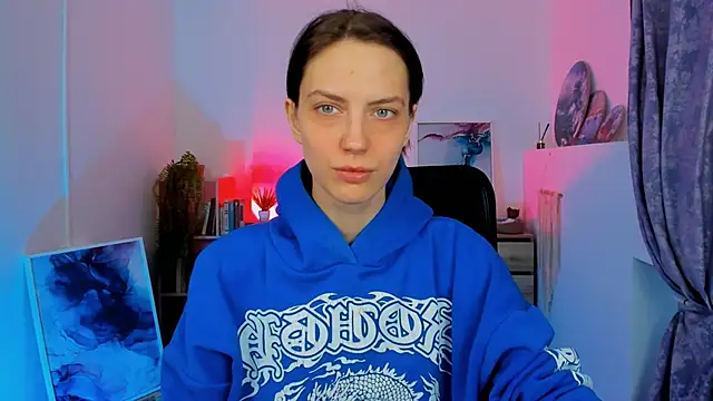 Snapshot of EmilyWilden chatting on 12-09-24, 06:45 EmilyWilden online show from 12-09-24, 06:45
