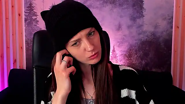 Snapshot of EmilyWilden chatting on 03-10-25, 02:48 EmilyWilden online show from 03-10-25, 02:48