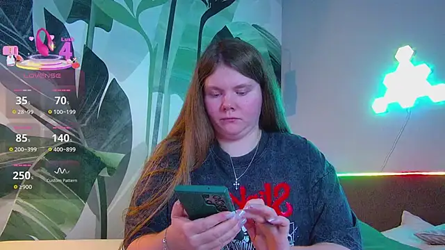 Snapshot of RubyValen chatting on 03-24-26, 01:05 RubyValen online show from 03-24-26, 01:05