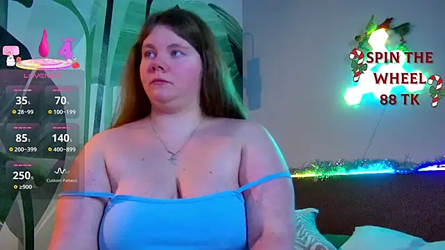 RubyValen online show from 12-22-25, 01:17