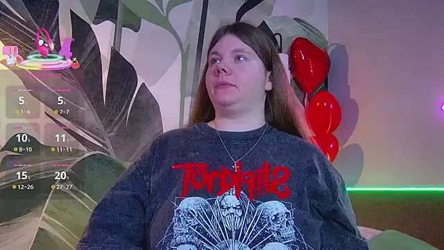 Snapshot of RubyValen chatting on 03-02-26, 01:28 RubyValen online show from 03-02-26, 01:28