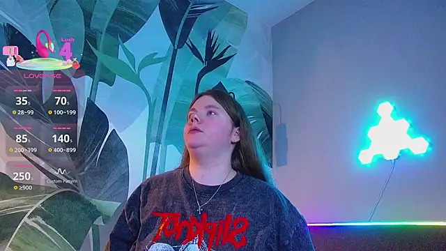 Snapshot of RubyValen chatting on 03-31-26, 01:07 RubyValen online show from 03-31-26, 01:07