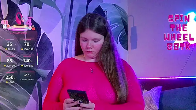 RubyValen online show from 11-06-25, 01:09