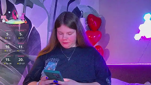 Snapshot of RubyValen chatting on 02-23-26, 01:18 RubyValen online show from 02-23-26, 01:18