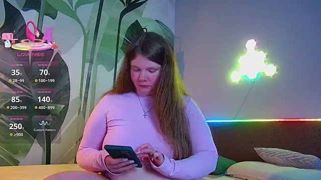 Snapshot of RubyValen chatting on 04-06-26, 01:34 RubyValen online show from 04-06-26, 01:34