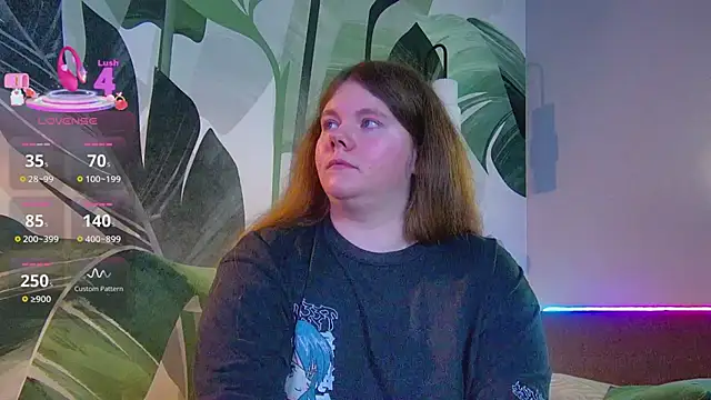 Snapshot of RubyValen chatting on 03-21-26, 01:18 RubyValen online show from 03-21-26, 01:18