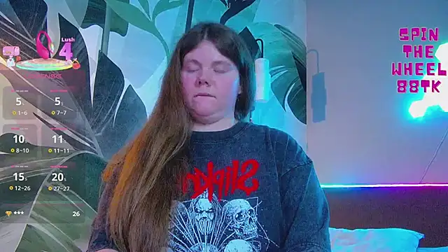 Snapshot of RubyValen chatting on 02-10-26, 01:15 RubyValen online show from 02-10-26, 01:15