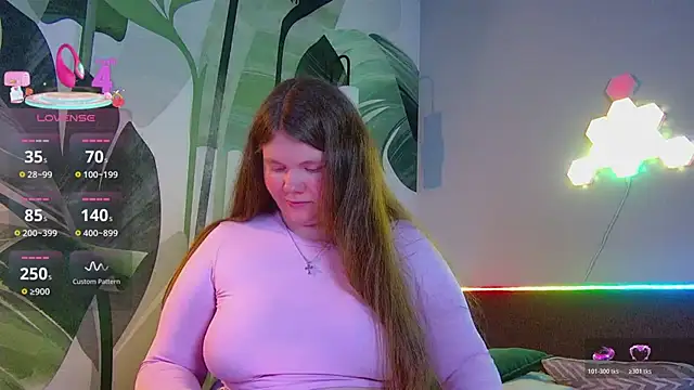 Snapshot of RubyValen chatting on 03-19-26, 01:27 RubyValen online show from 03-19-26, 01:27