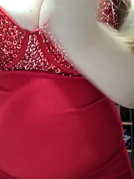 VictoriaMiami online show from 10-04-25, 09:33