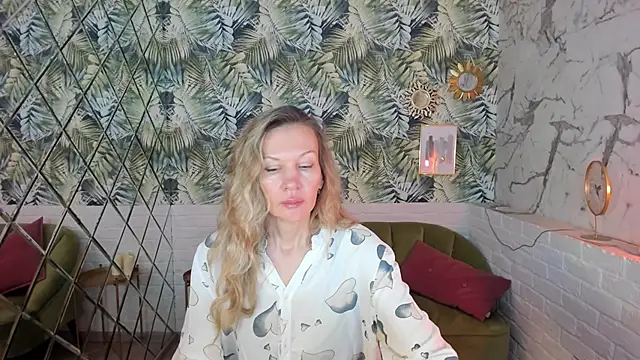 Snapshot of NancyGrace chatting on 01-17-26, 05:22 NancyGrace online show from 01-17-26, 05:22