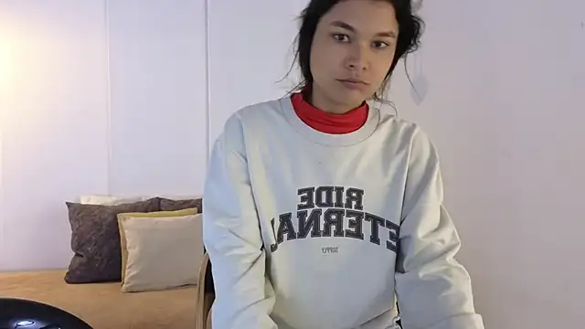 sexychanell 18 online show from 12-15-25, 01:39